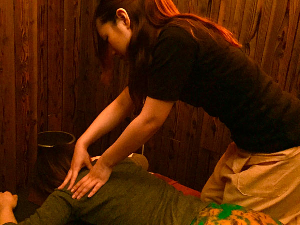 マッサージ,整体,近くの,リラクゼーション,もみほぐし,タイ古式マッサージ,リンパマッサージ,肩こり,ヘッドマッサージ